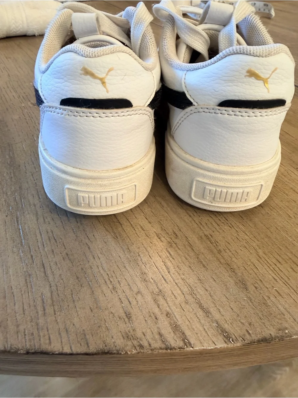 Puma low top